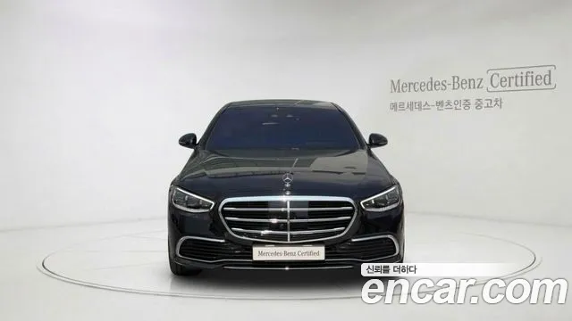 Mercedes-Benz S-Class — Фото автомобиля 3