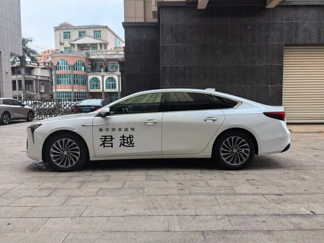 Buick LaCrosse — Фото автомобиля 2