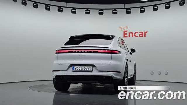 Porsche Cayenne PO536 — Фото автомобиля 4