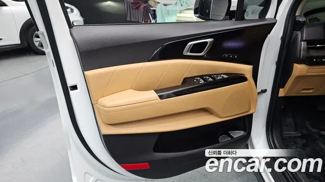 Kia Canival Carnival 4 поколение 7 мест Signature — Фото автомобиля 23