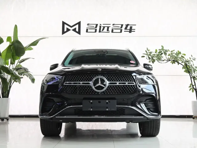 Mercedes-Benz GLE-Class — Фото автомобиля 2