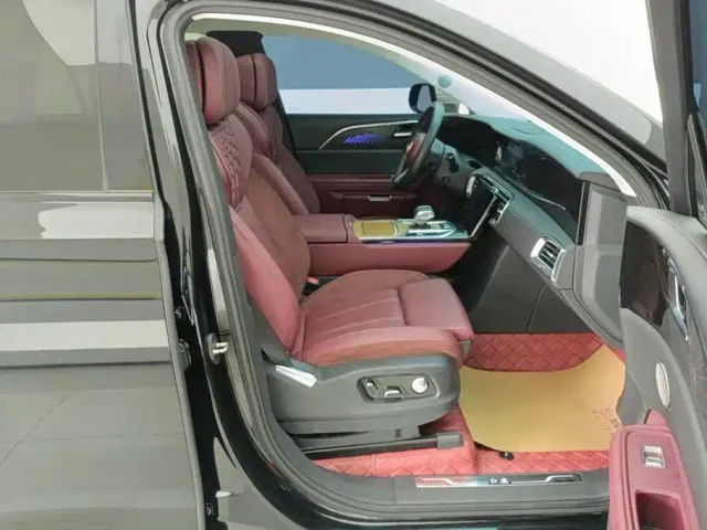 Hongqi E-HS9 — Фото автомобиля 8