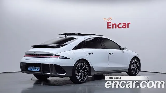 Hyundai Ioniq6 Long Range AWD — Фото автомобиля 2