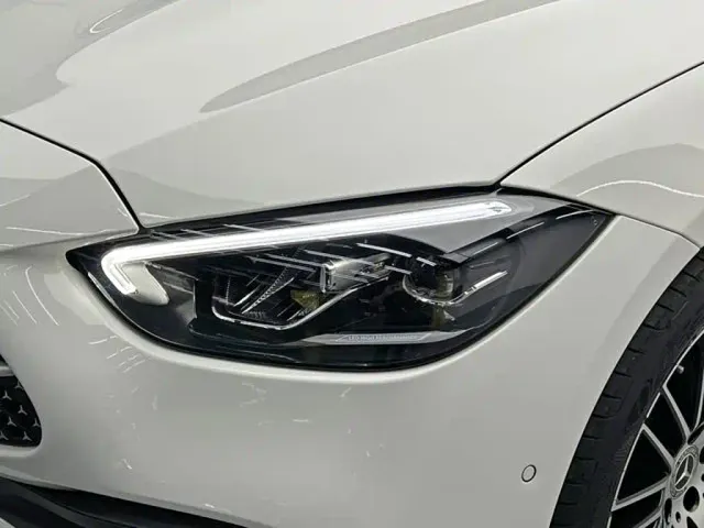 Mercedes-Benz C-Class — Фото автомобиля 12