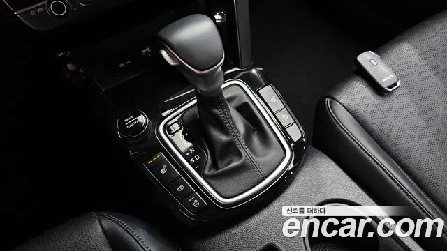 Kia Seltos New — Фото автомобиля 12