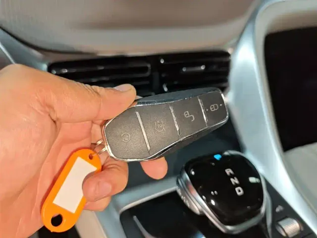 BYD Song Pro — Фото автомобиля 16