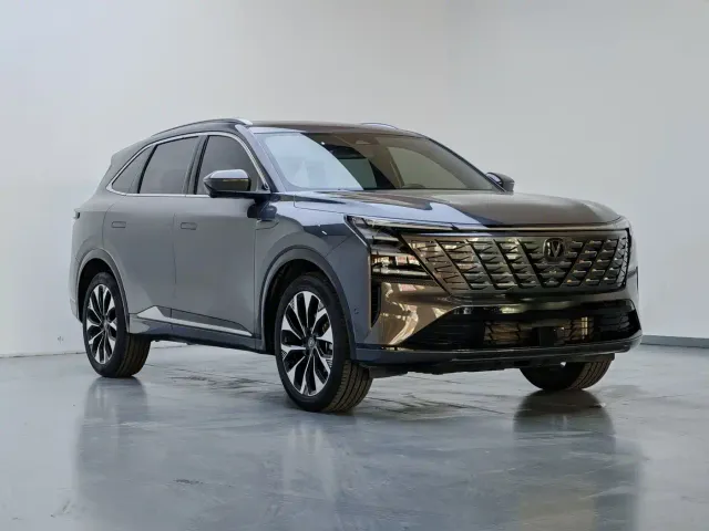 Changan CS75 Plus — Фото автомобиля 3