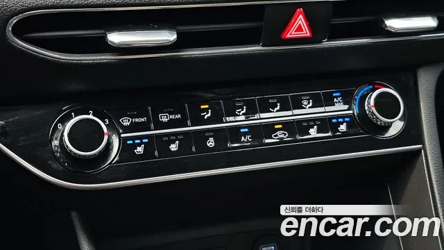 Hyundai Sonata Sonata (DN8) 2.0 LPG(Для проката) — Фото автомобиля 19