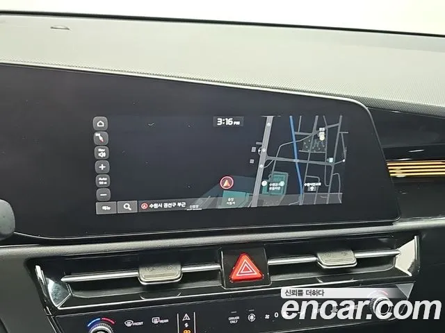 Kia Niro — Фото автомобиля 13