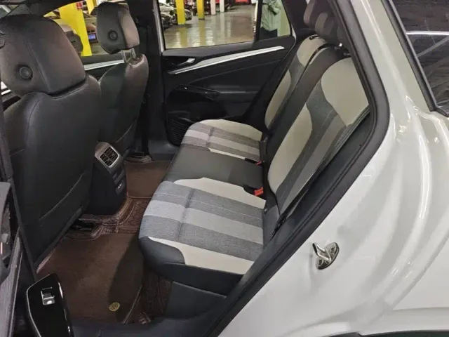 Volkswagen ID.4 Crozz — Фото автомобиля 16