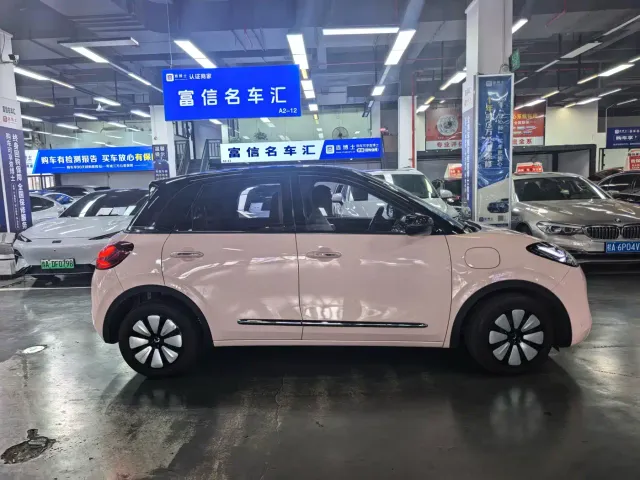 Wuling Bingo — Фото автомобиля 4