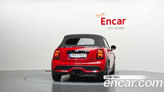 Mini Cooper Convertible — Фото автомобиля 4