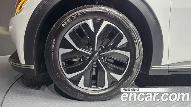 Kia EV6 — Фото автомобиля 5