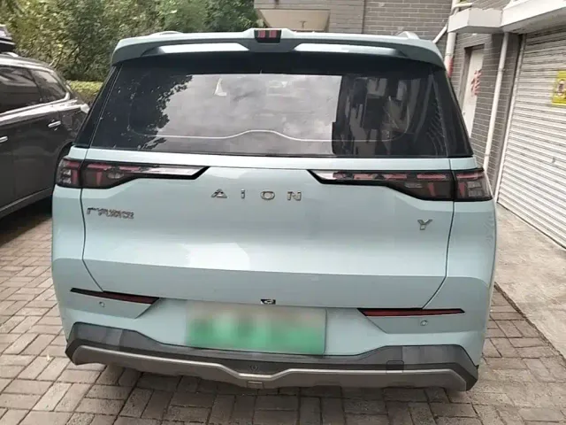 GAC Aion Y — Фото автомобиля 3