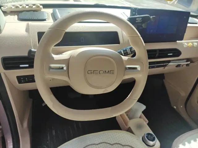Geely Panda — Фото автомобиля 6