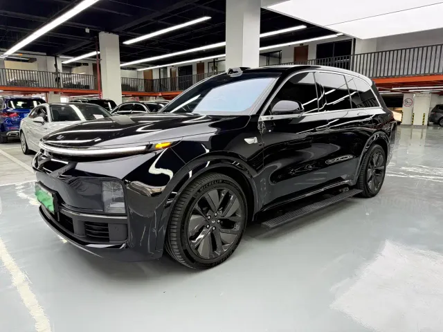 Фотография автомобиля — Li Auto L8