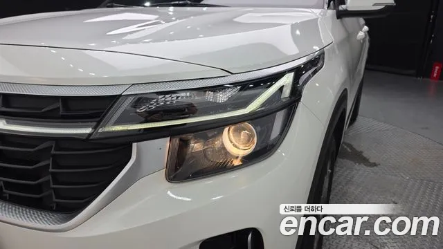 Kia Seltos Новый Seltos Бензин 2.0 2WD — Фото автомобиля 22