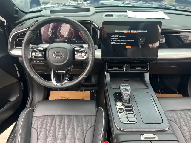 GAC Trumpchi GS8 — Фото автомобиля 14