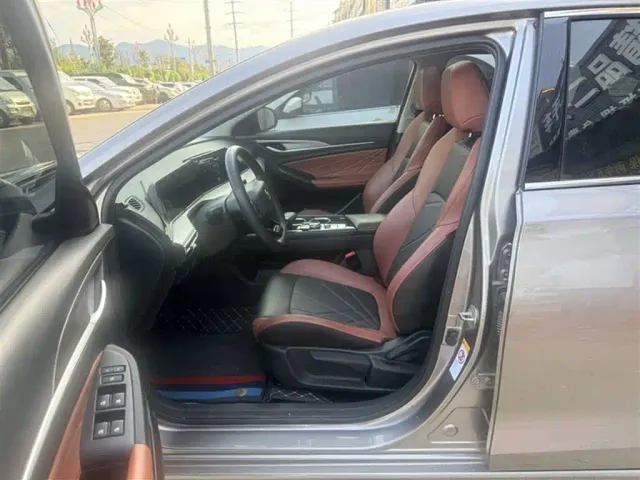 Changan Eado — Фото автомобиля 15