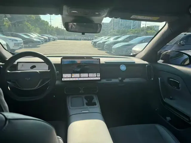 Leapmotor Lafa 5 — Фото автомобиля 3