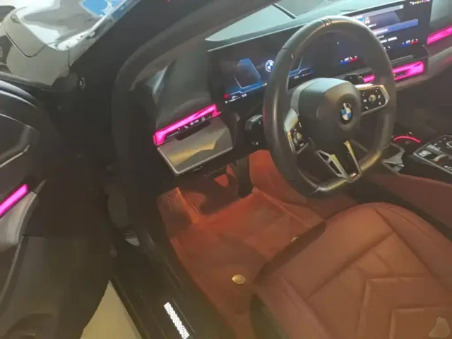 BMW 5 Series — Фото автомобиля 15