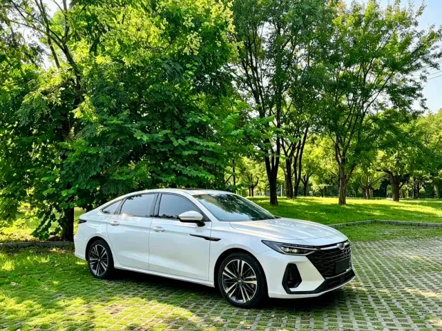 Chery Arrizo 8 — Фото автомобиля 3
