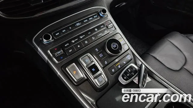 Hyundai Santafe Новый Santa Fe Дизель 2.2 2WD — Фото автомобиля 9