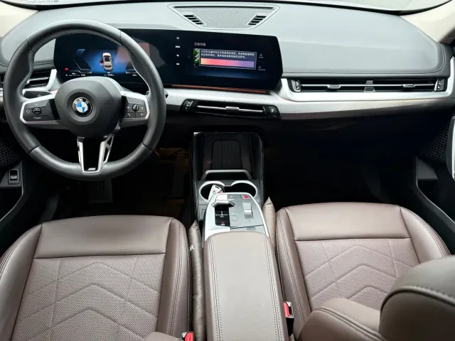 BMW X1 — Фото автомобиля 13