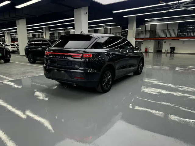 Leapmotor C11 — Фото автомобиля 15