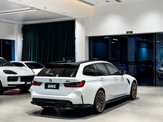 BMW M3 — Фото автомобиля 4