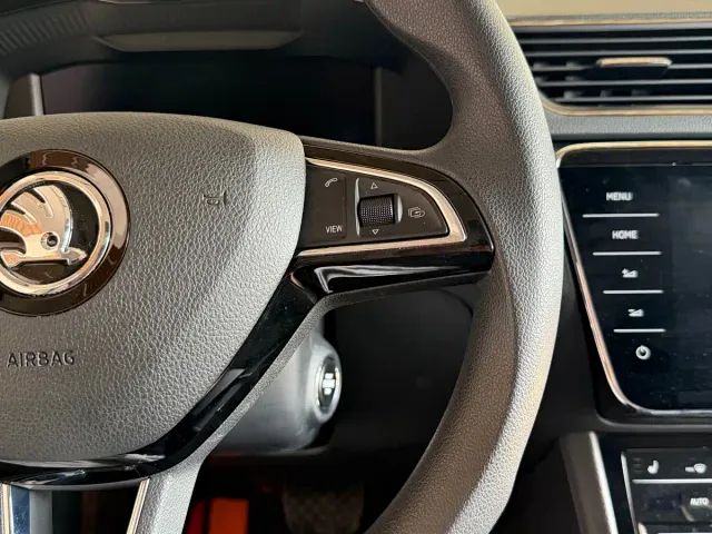 Skoda Superb — Фото автомобиля 20