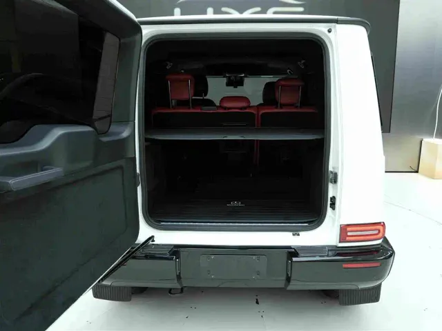 Mercedes-Benz G-Class — Фото автомобиля 21