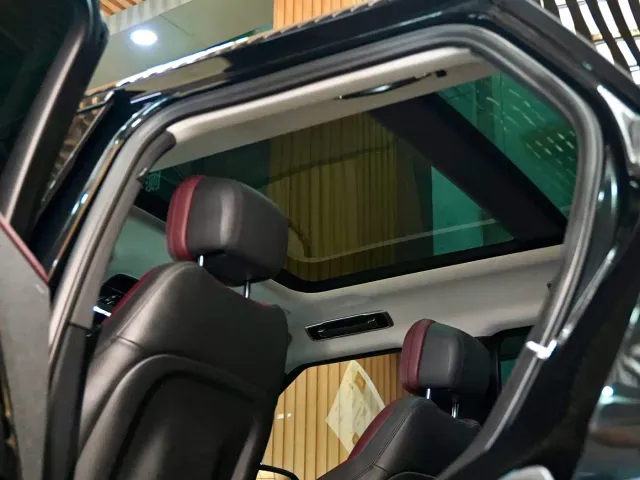 Land Rover Range Rover Sport — Фото автомобиля 13