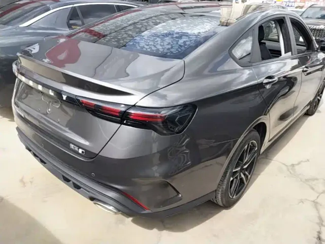 Geely Binrui — Фото автомобиля 6