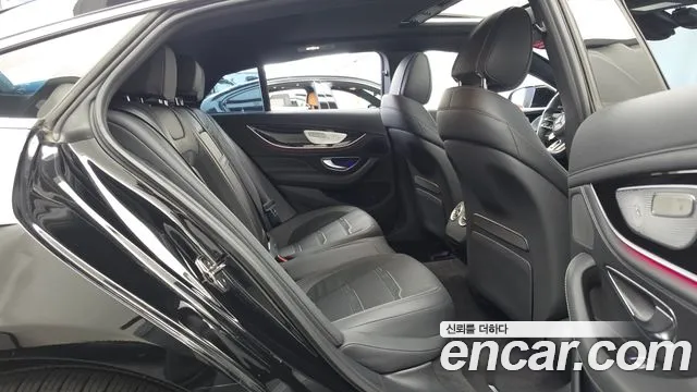 Mercedes-Benz AMG GT 4 двери 43 4MATIC+ — Фото автомобиля 12