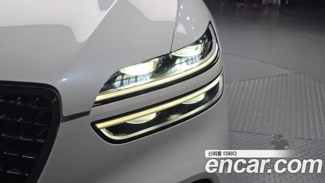 Genesis GV70 — Фото автомобиля 7