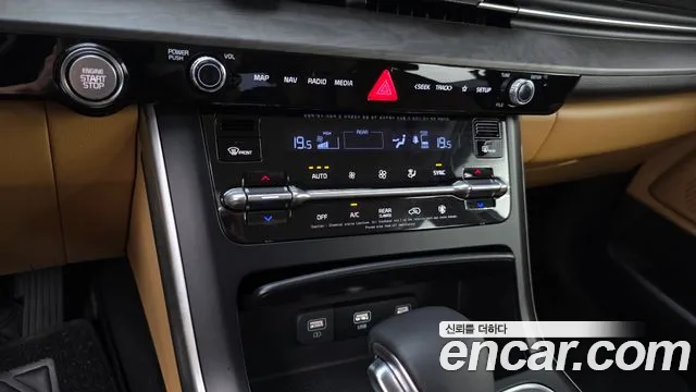 Kia Canival Carnival 4 поколение 9 мест Prestige — Фото автомобиля 16