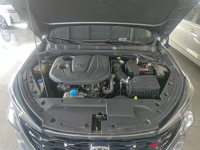 Changan Eado — Фото автомобиля 19