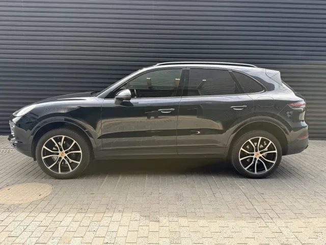 Porsche Cayenne — Фото автомобиля 4