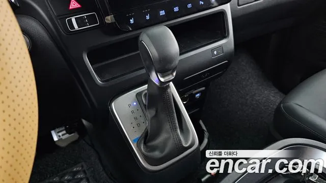 Hyundai Staria — Фото автомобиля 12