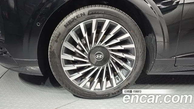 Hyundai Grandeur GN7 — Фото автомобиля 5