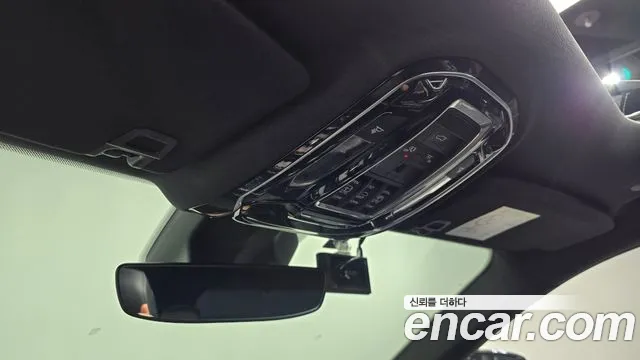 Jeep Cherokee Grand Cherokee(WL) L 3.6 Overland — Фото автомобиля 21