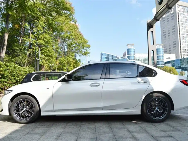 BMW 3 Series — Фото автомобиля 6