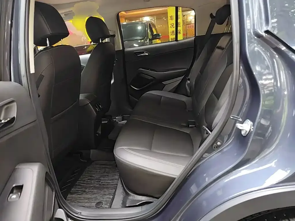 Hyundai Beijing Hyundai ix35 2021 2.0L Automatic 2WD GLS Leading Edition — Фото автомобиля 16