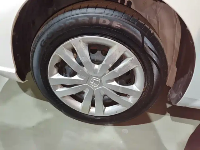 Honda Fit — Фото автомобиля 22