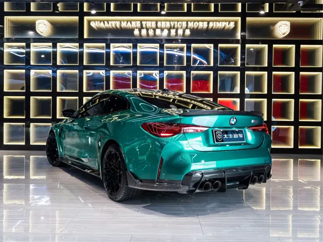 BMW M4 — Фото автомобиля 4