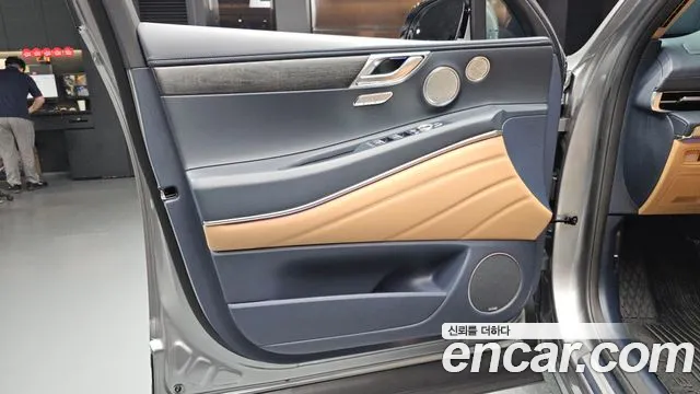 Genesis GV80 2.5T Бензин AWD — Фото автомобиля 21