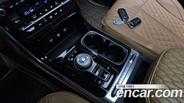 Kia Carnival Generation 4 — Фото автомобиля 11