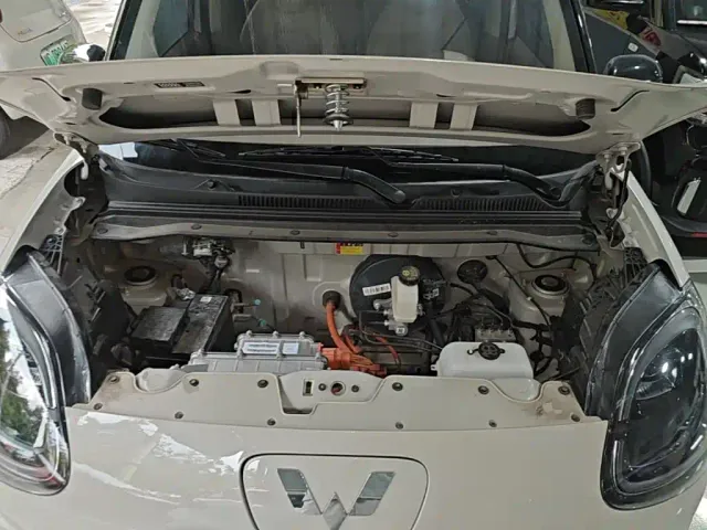 Wuling Hongguang Mini EV — Фото автомобиля 19