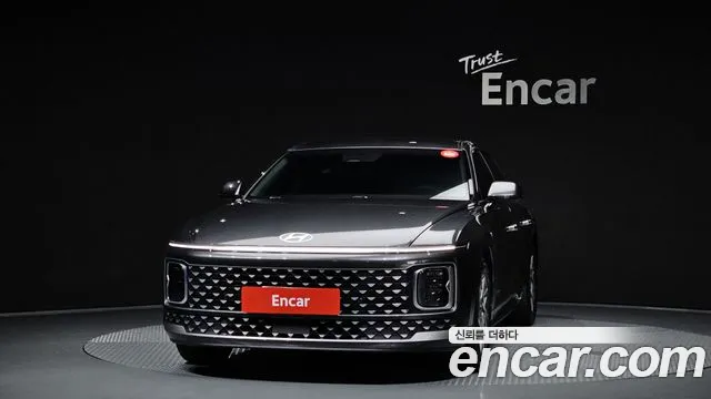 Hyundai Grandeur Grandeur (GN7) 2.5 Бензин 2WD — Фото автомобиля 3